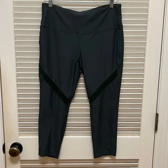 Avia Athletic Leggings / Joggers / Exercise / Running Pants in Green, Size Large - Picture 14 of 15